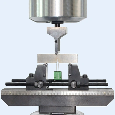 3-Point Fatigue Flexure Fixture